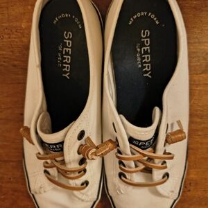 Sperry Men's Cream Canvas Boat Shoes